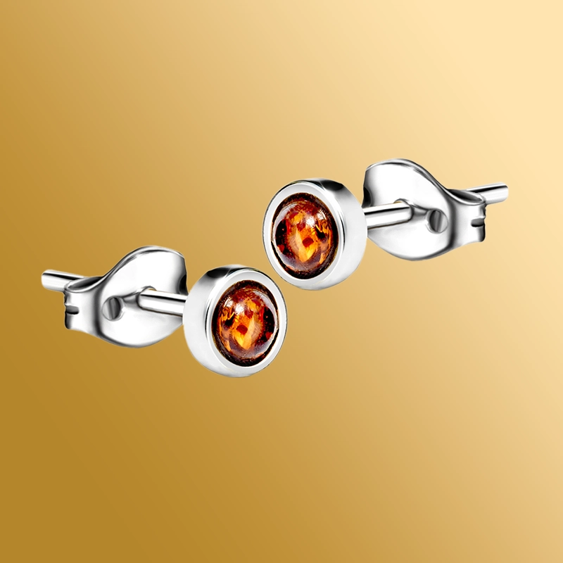 Пусеты с янтарем